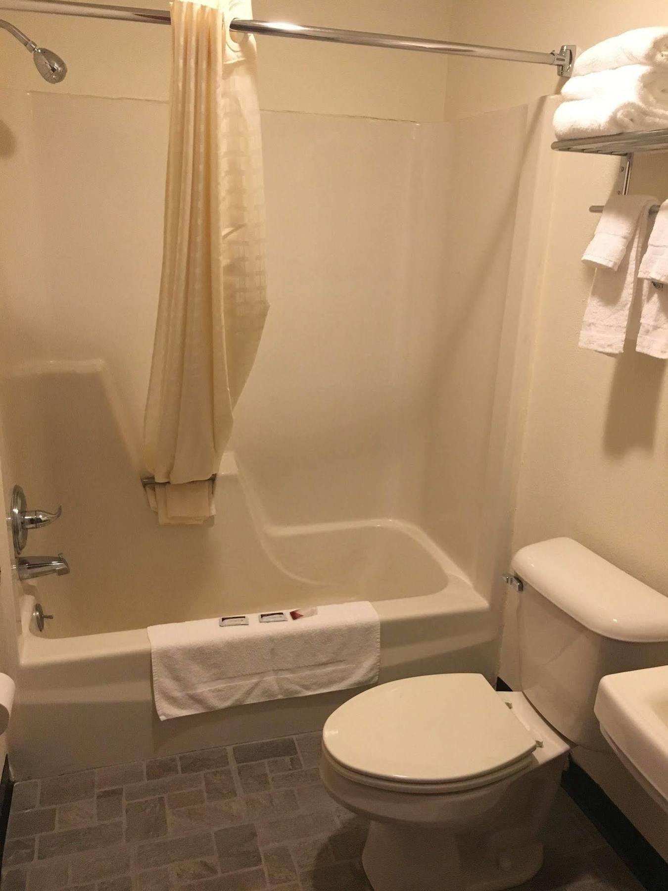 Waterford Inn 外观 照片