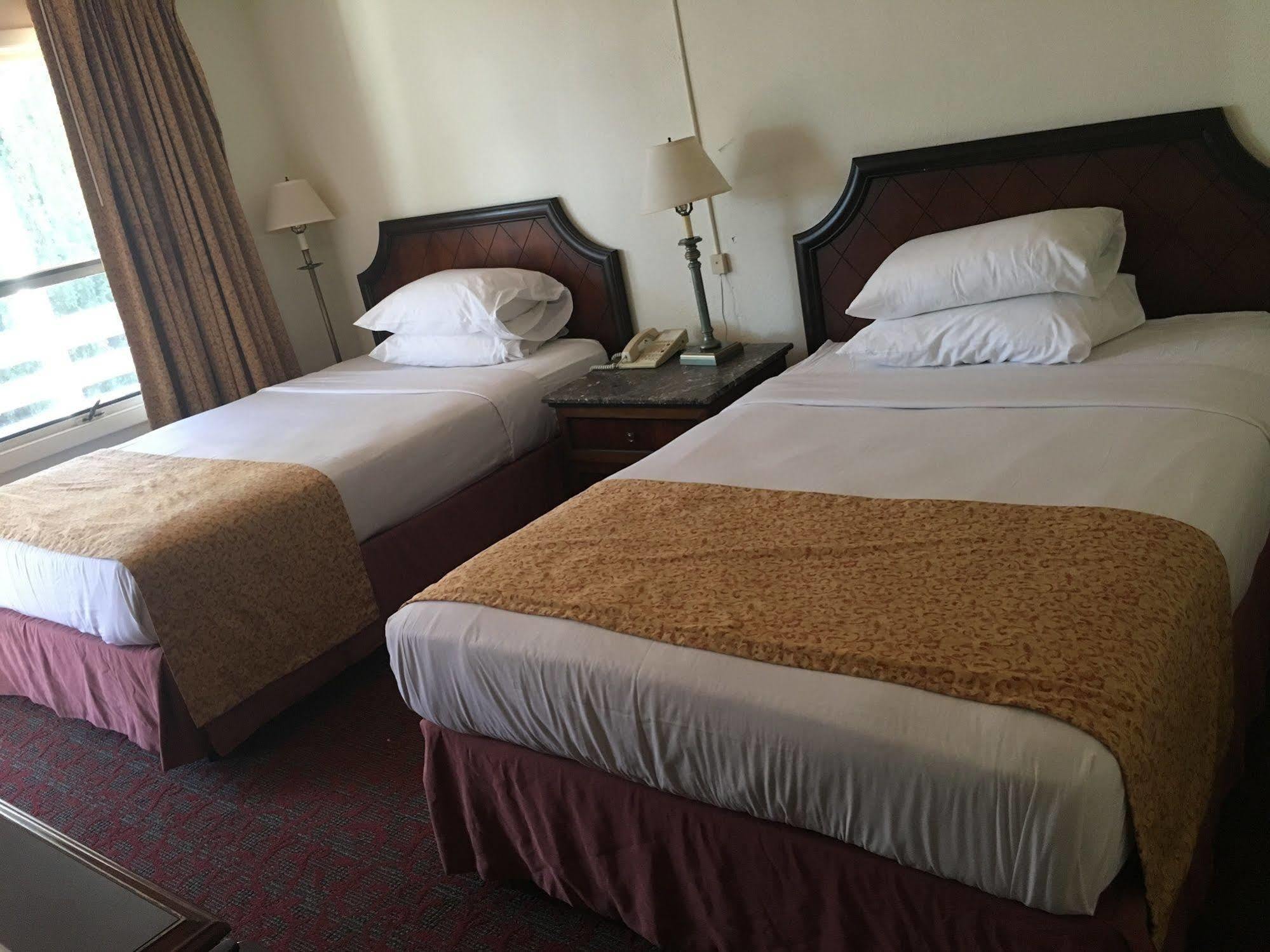 Waterford Inn 外观 照片